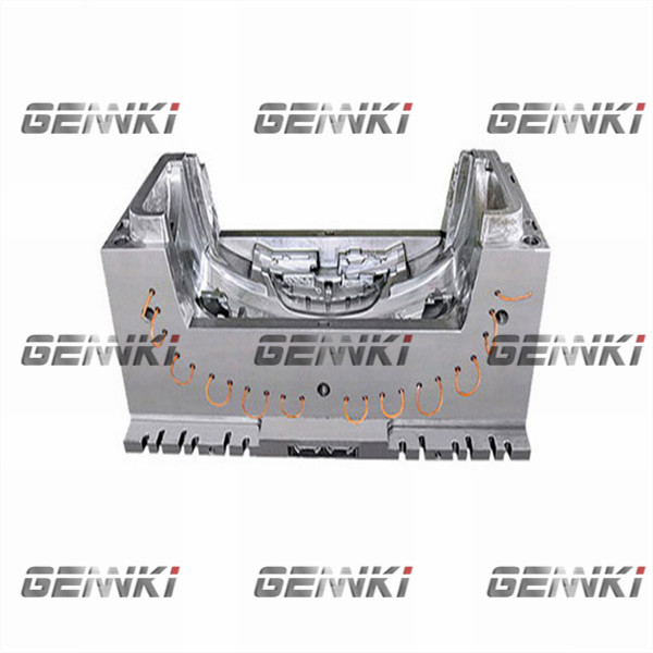 Professional mold maker for Auto Lamp in Nak80 or 2344 steel for Auotomotive industry