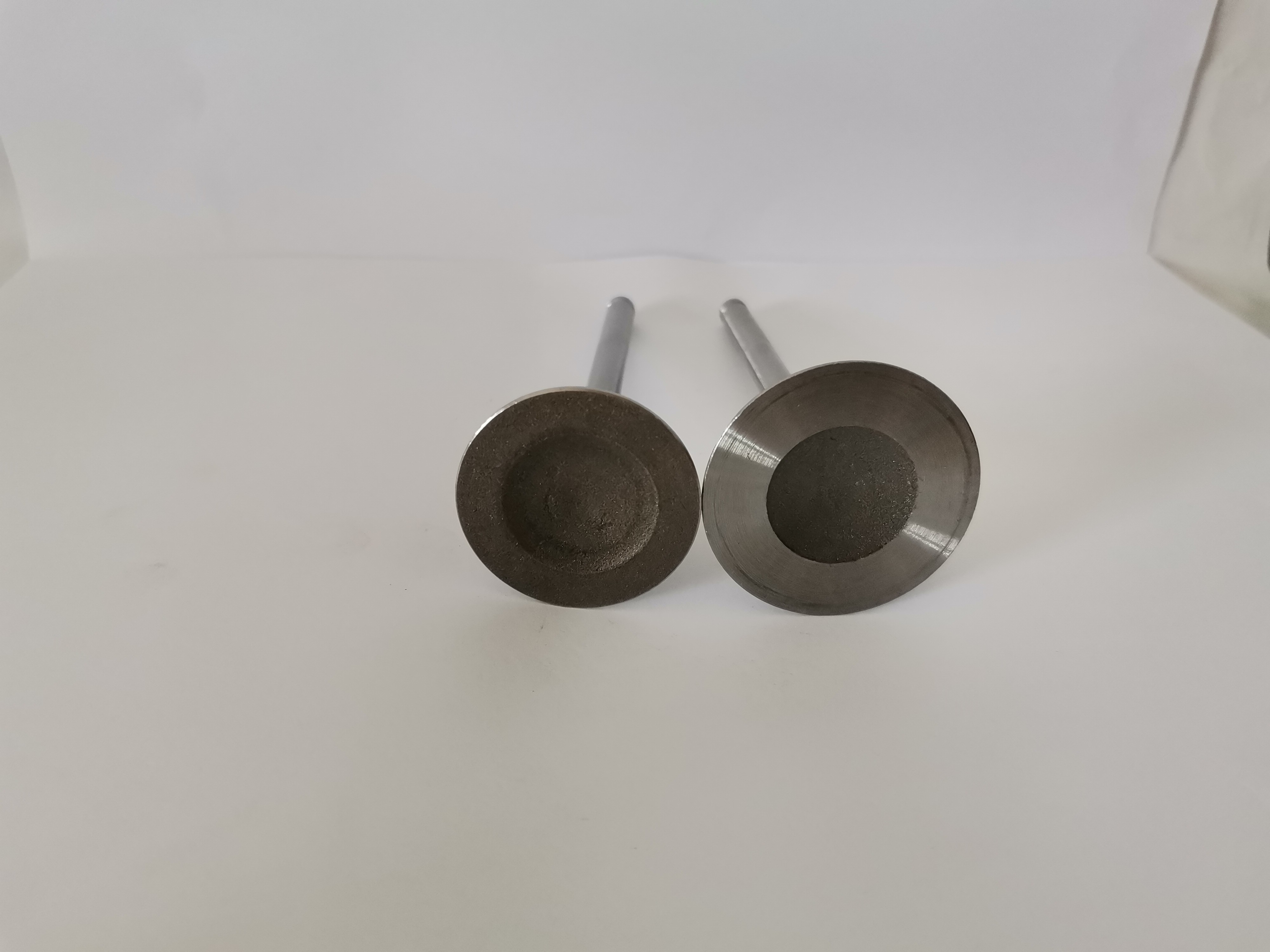 GM VECTRA Automotive Engine Inlet Valves , Car Diesel Engine Parts