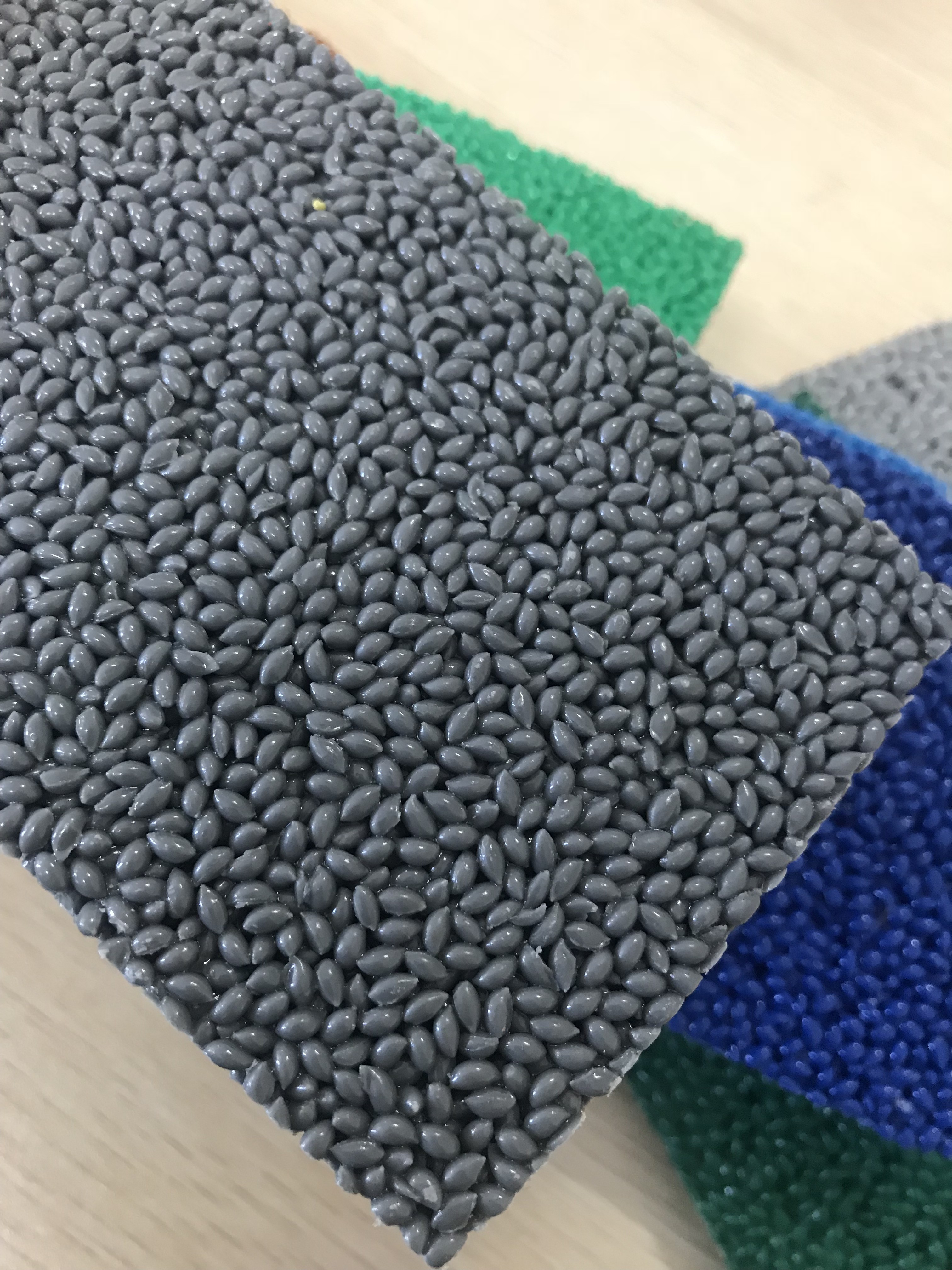 School Playground Grey Blue 1mm 3mm PGE Flooring Granules