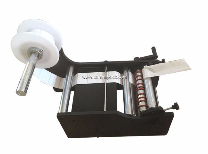 Manual Adhesive Sticker Packaging Labeling Machine For Round Bottles