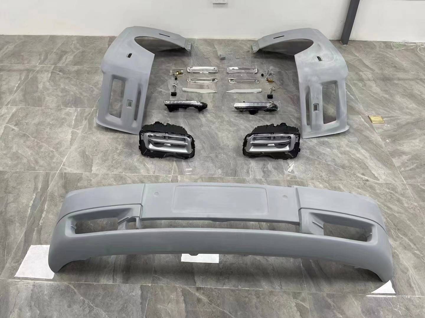 2004 - 2012 Car Body Kits Resin Fibre Rolls Royce Phantom Widebody 2013 Model