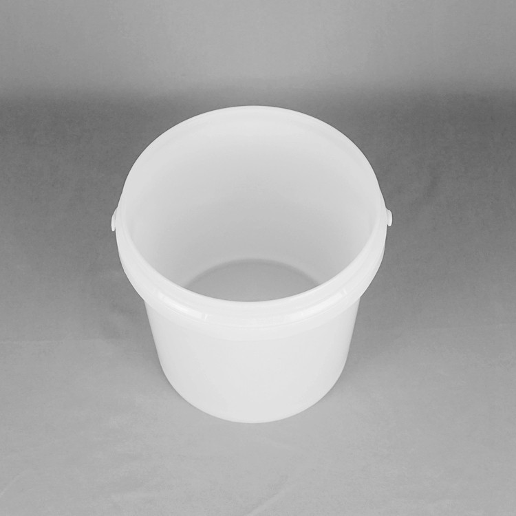 Round 5L Plastic Bucket With Lid
