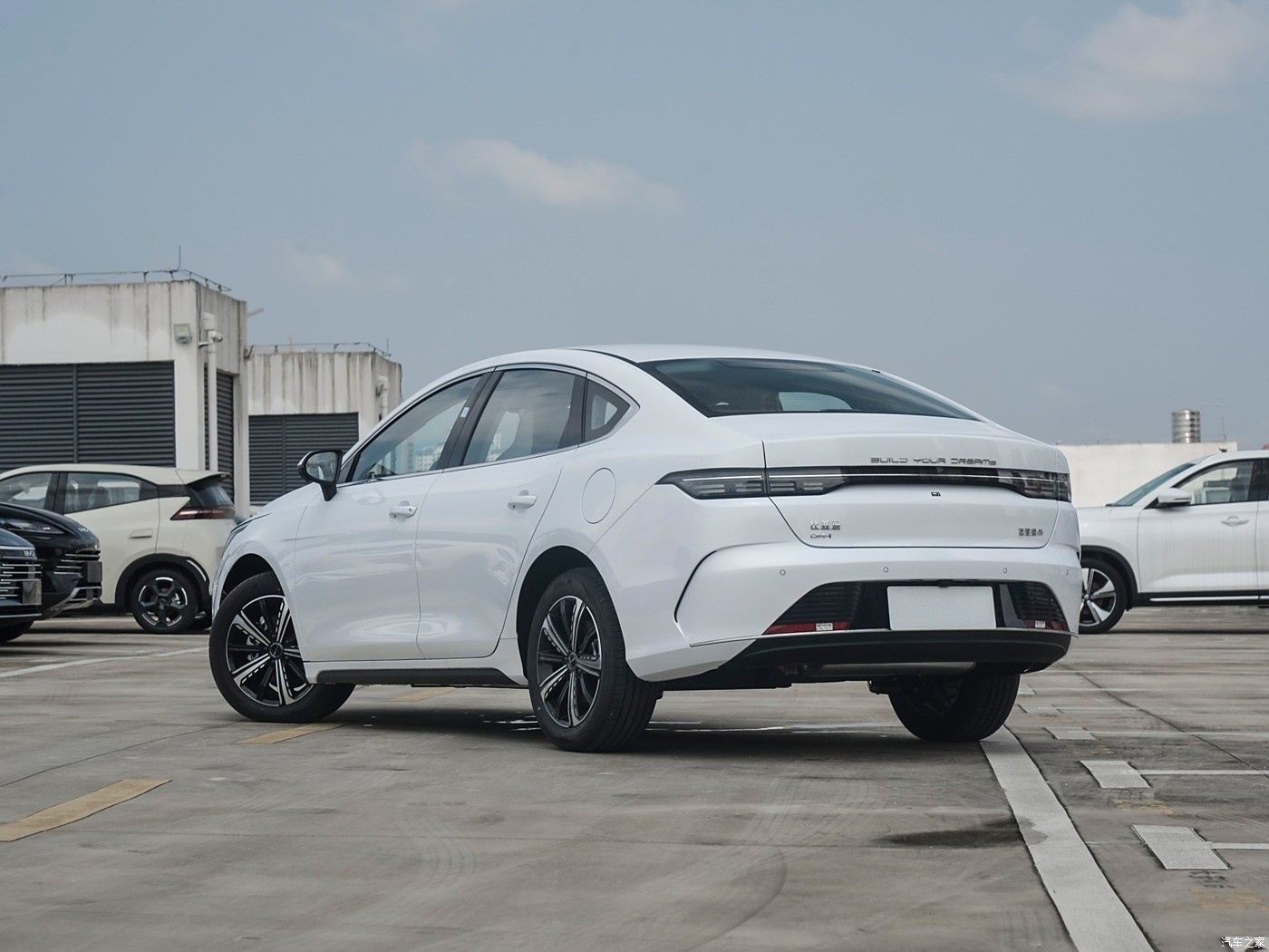 BYD Destroyer 05 Dm-I Plug In Hybrid EV Car China'S New Energy Byd Cars For Sale
