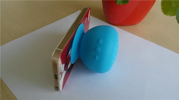 hot sale suck type bluetooth speaker, fashion color bluetooth mini wireless speaker