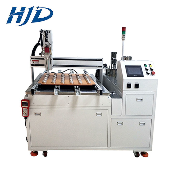 Touch Screen Automatic Glue Dispenser On Site Installation GM700