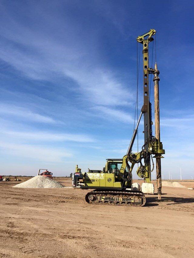 Performance Foundation Piling Rig / Rotary Drilling Rig With Diesel Engine Cummins QSB4.5 Max. drilling diameter 1000 mm
