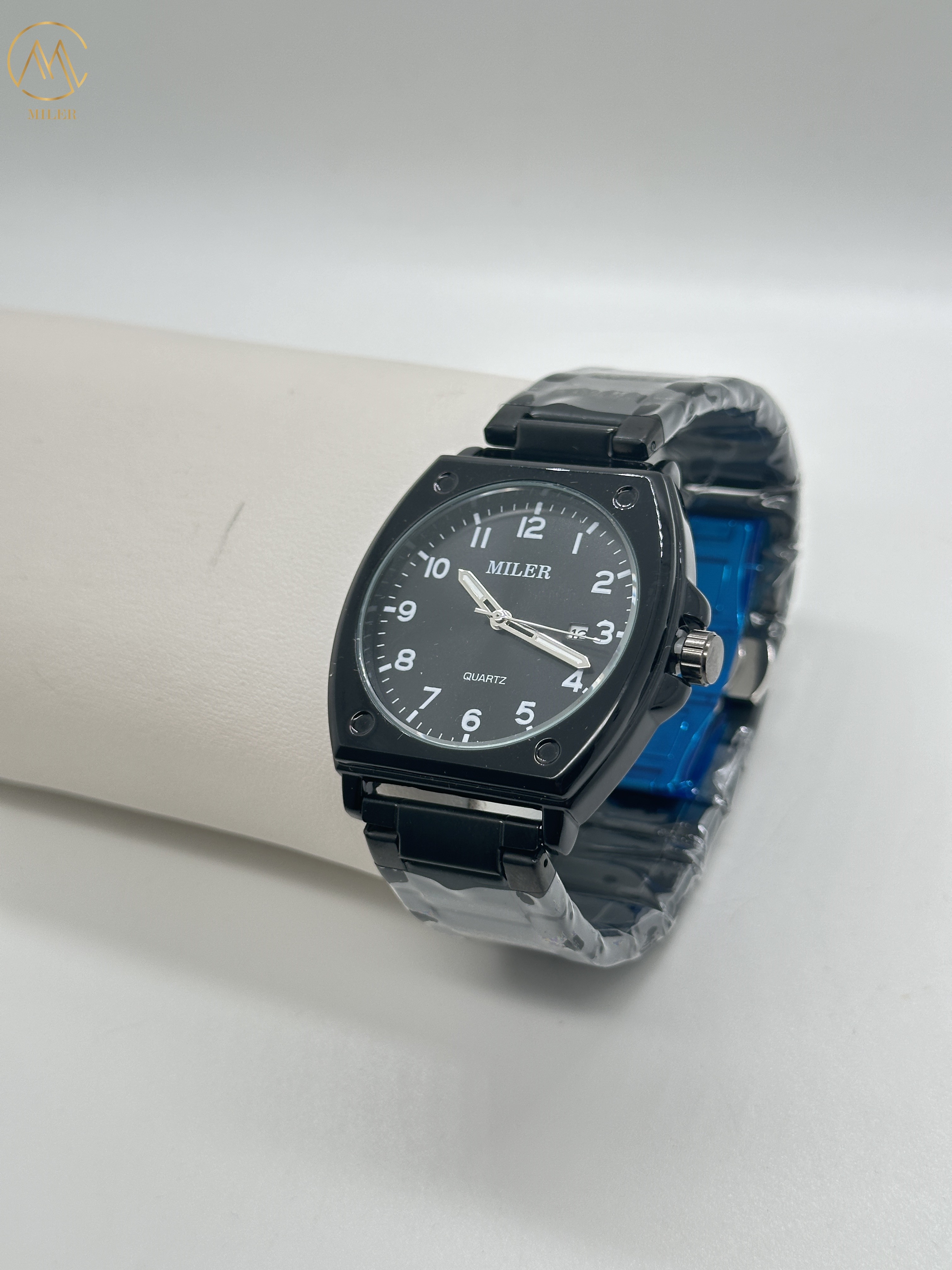 High Quality Luxury Black Case Stainless Steel Strap Waterproof Quartz Watch