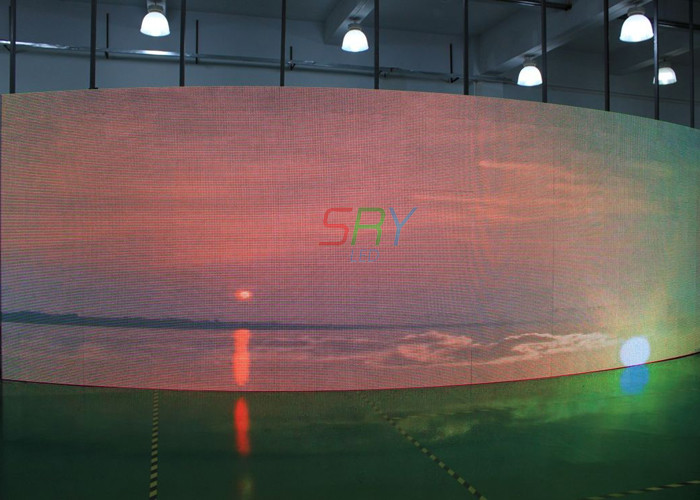 8,000nits Curved LED Screens IP65 P16 Static LED Display For Advertising