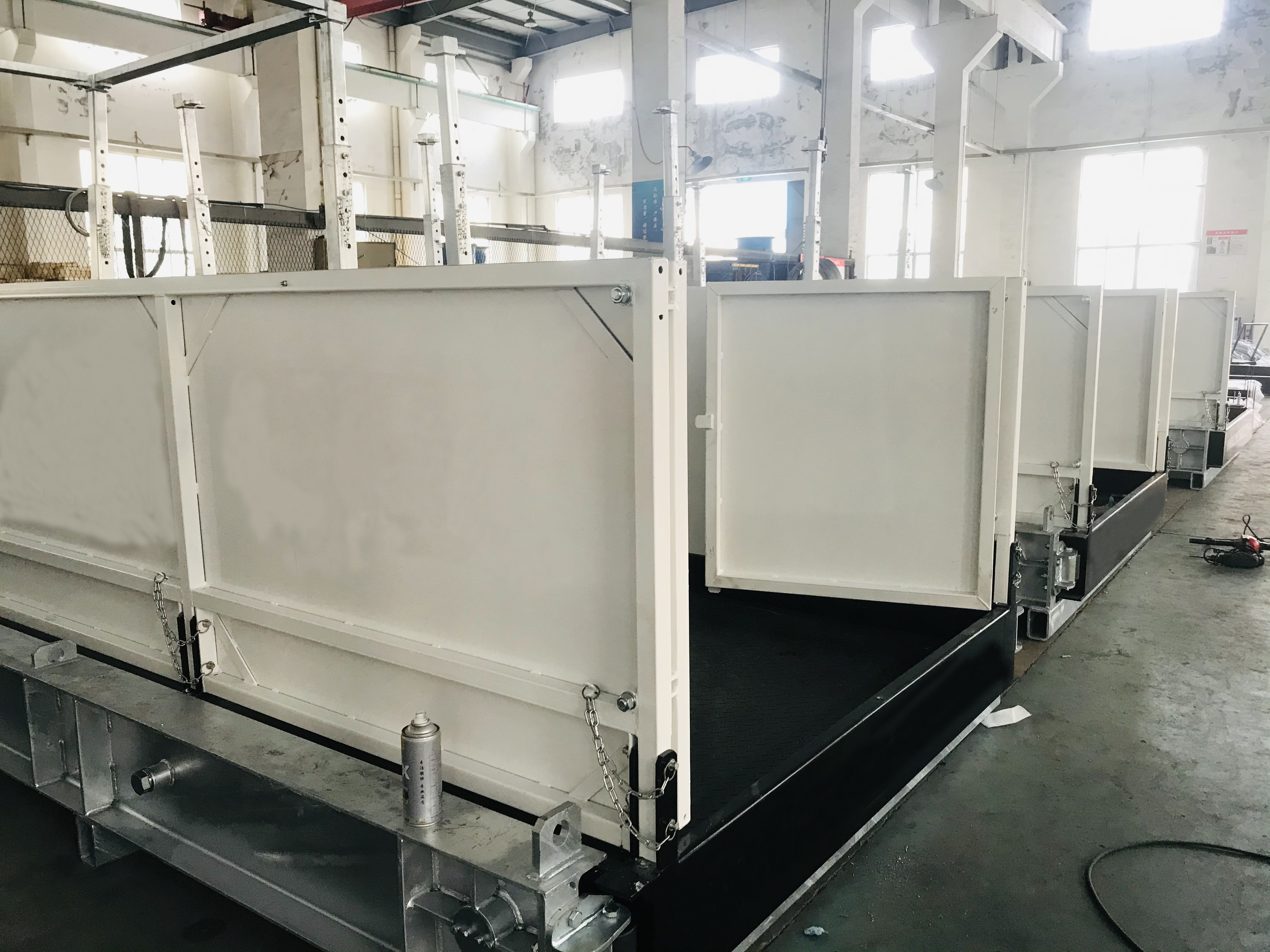 Mill Certificate Crane Loading Deck MLP2600 Width 2600mm Epoxy Paint