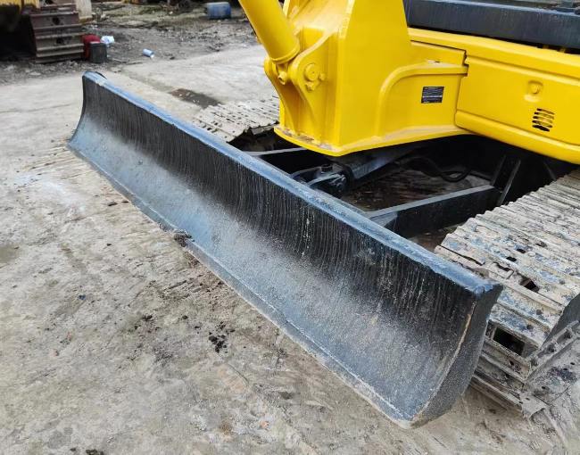 Komatsu PC55 Excavator Blade