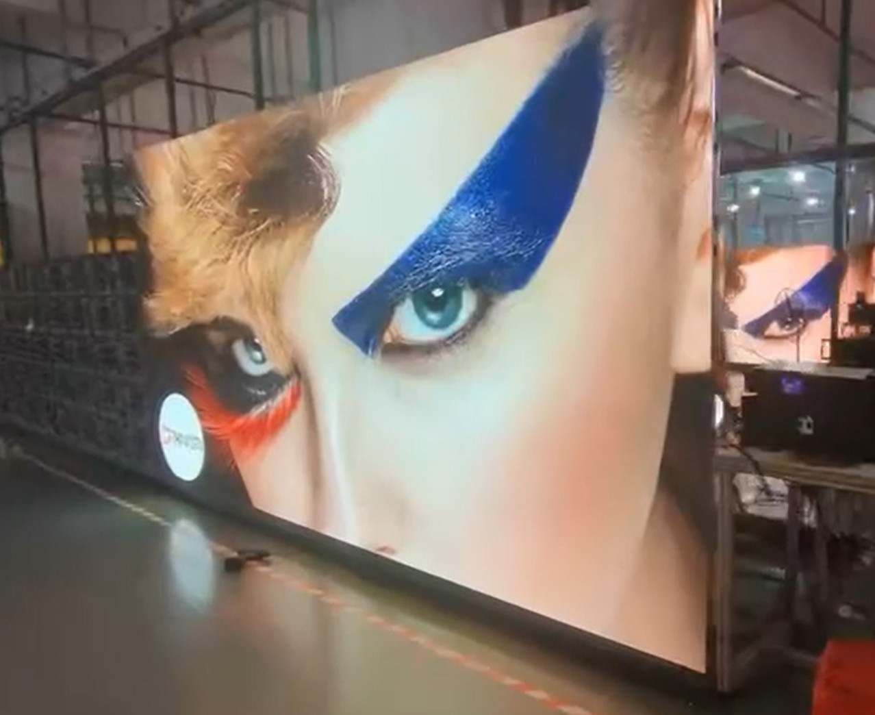 SMD1515 Stage Rental LED Display 2.976mm Pixel Smooth Flawless Visuals With High Refresh Rate