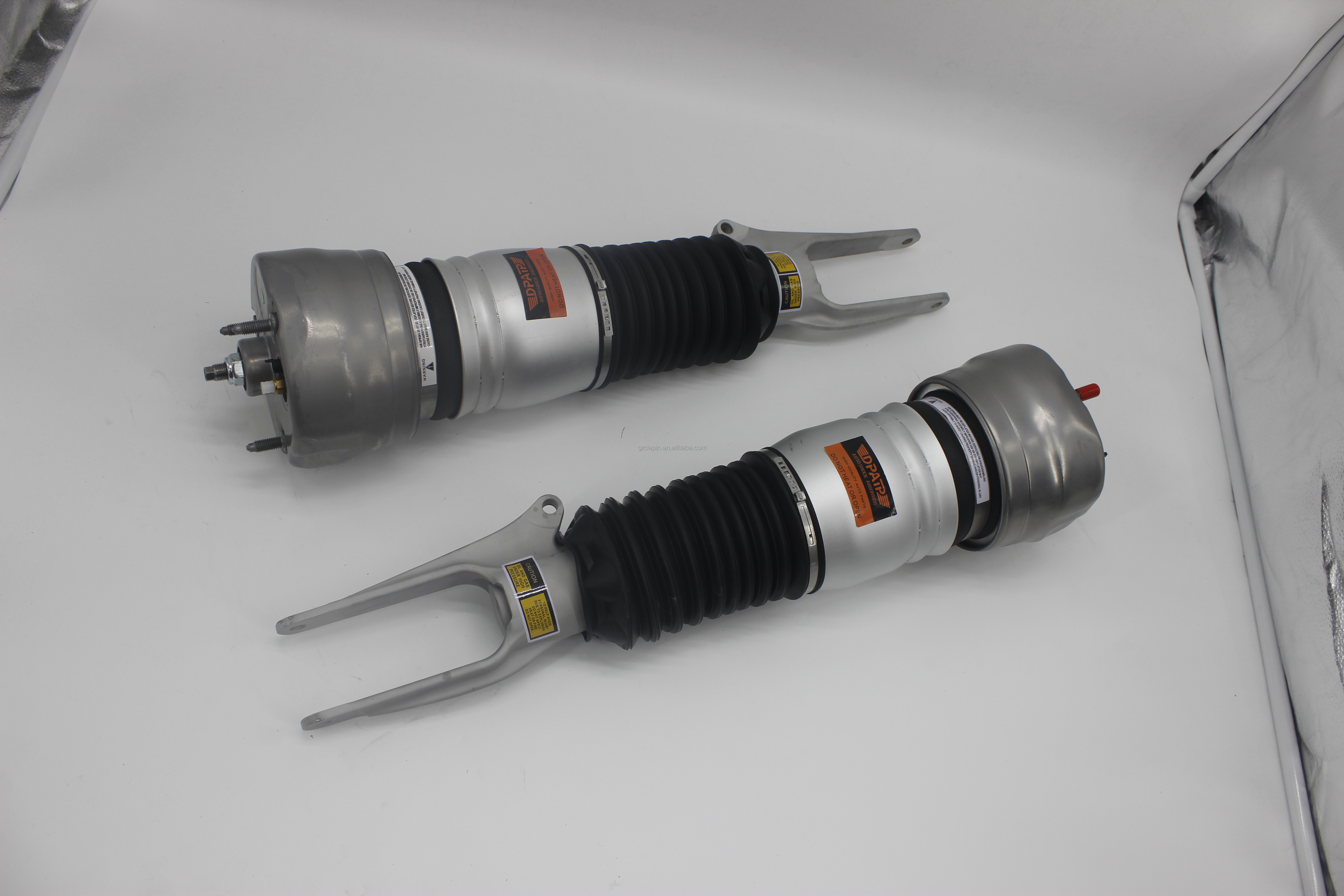 19-218632 Air Suspension Shock Absorber For Porsche Palamela 970 Land Rover Fitment