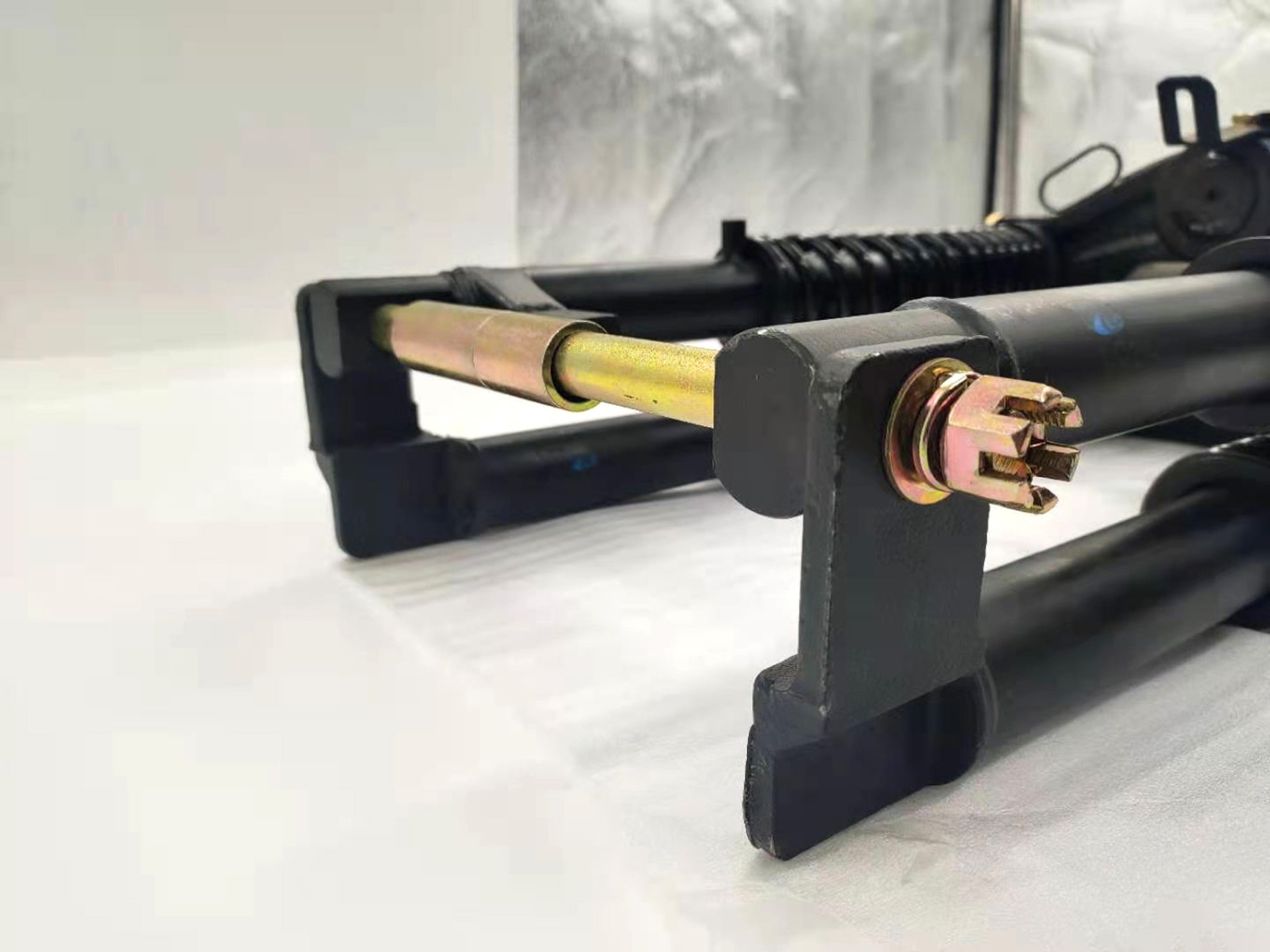 Double Spring Hydraulic Front Shock Absorber for Van Motorcycle Covered Truck Tricycle
