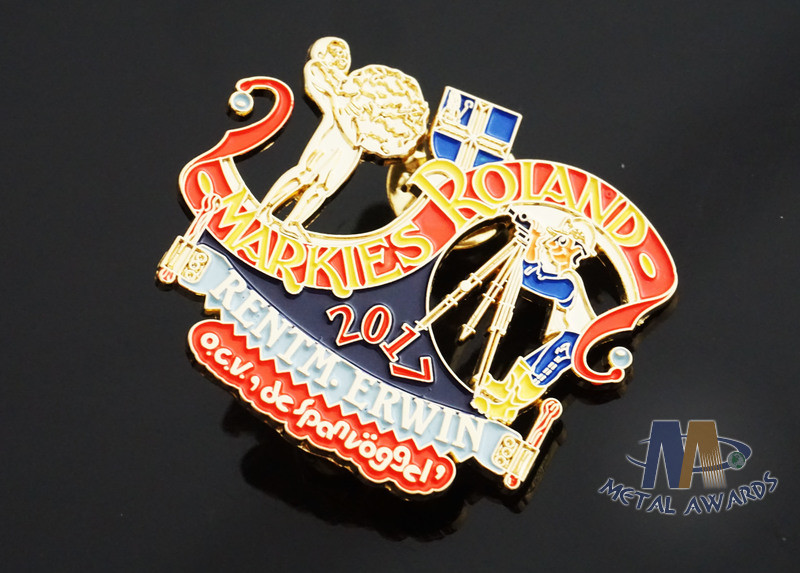 Soft Enamel Zinc Alloy Or Iron Metal Carnival Lapel Pin Badges For School And Sports Events