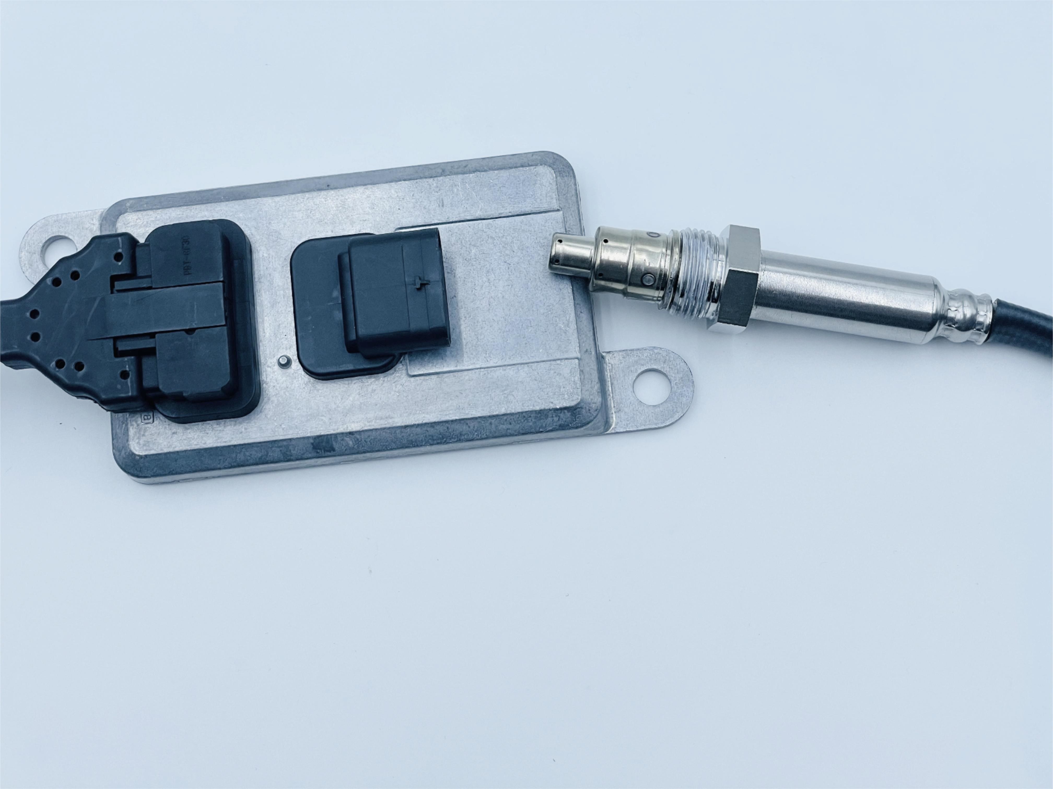89463-E0011 Nitrogen Oxide NOx Sensor For HINO Truck OEM 5WK96667A 89463E0011