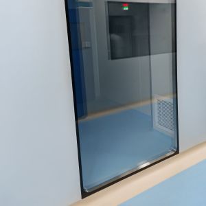 GMP Smooth Surface Cleanroom Tempered Glass Window With Aluminum Frame