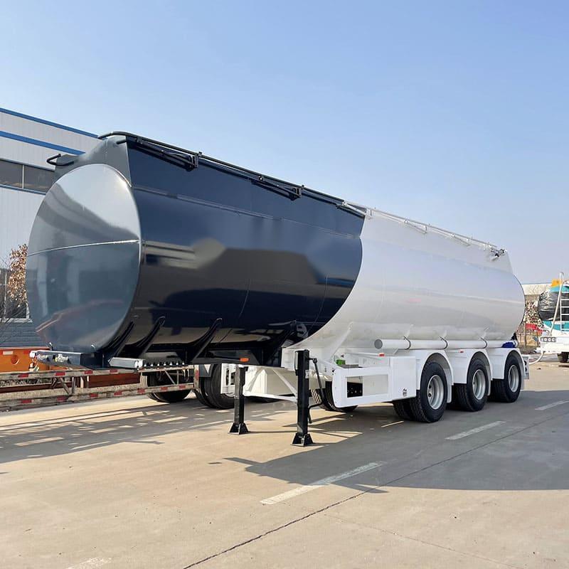 CIMC S30408 Q345R 3 Axles 13200*2540*4000mm total capacity 52.6cbms air suspension Yosts landing leg 50# traction pin LNG Tanker