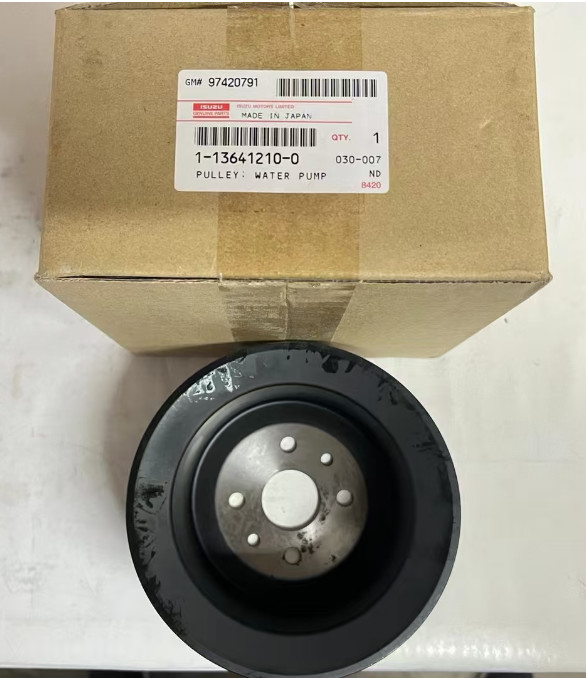 Isuzu 6BG1 Water Pump Pulley 1-13641210-0, Timing Cover 1-11321079-0 Timing Base Plate Fan Belt 1-13671499-0