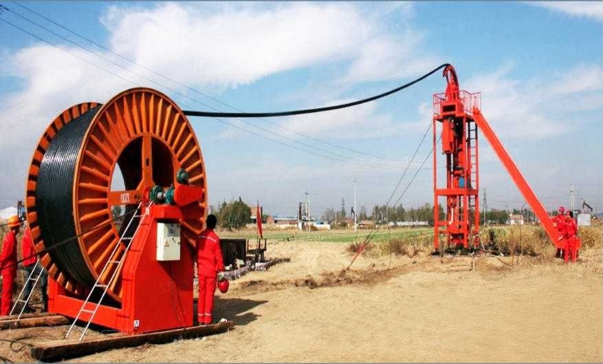 Intelligent Cable Embedded Continuous Pipe Water Injection RTP Pipeline