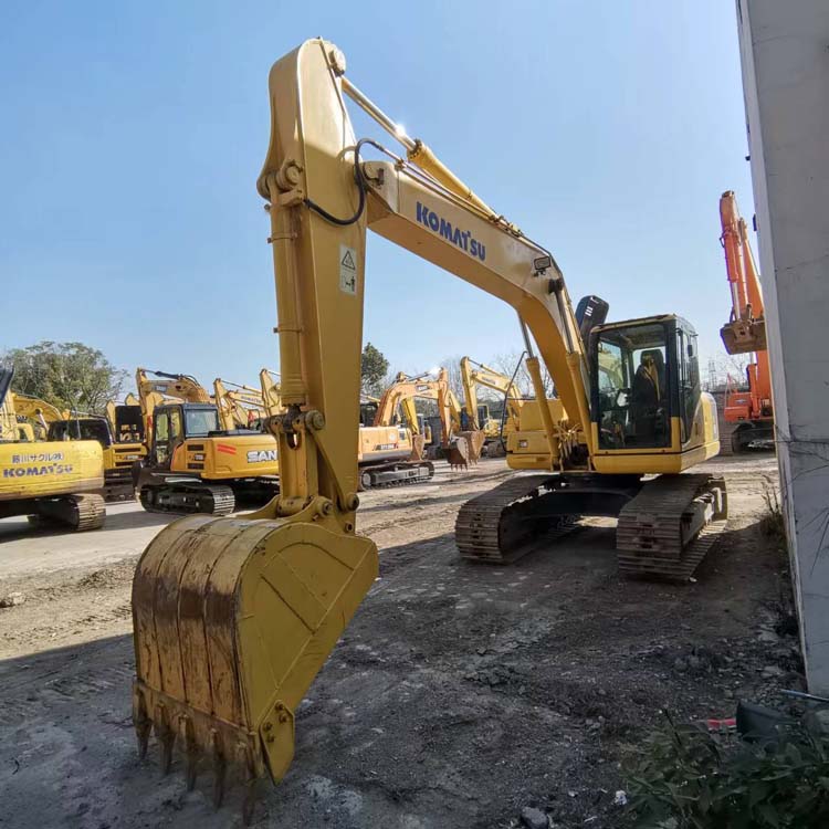 Original Hydraulic Valve Komatsu PC160-7 16ton Excavator for Earth Moving and Digging
