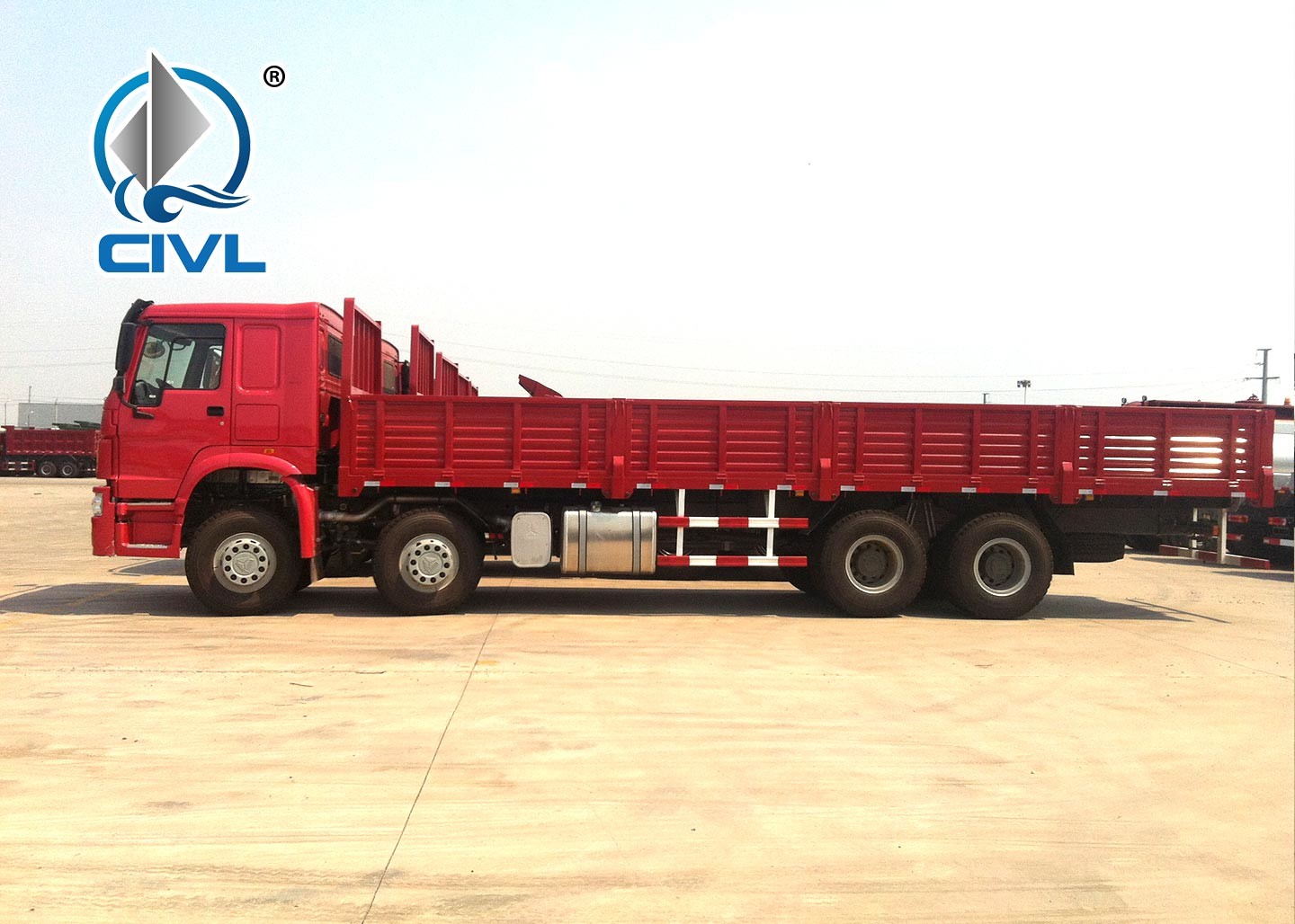 SINOTRUK HOWO A7 8x4 Box Stake Truck/Cargo Truck 336hp New Cargo Truck,Heavy Duty Flatbed Truck,Military Cargo Truck