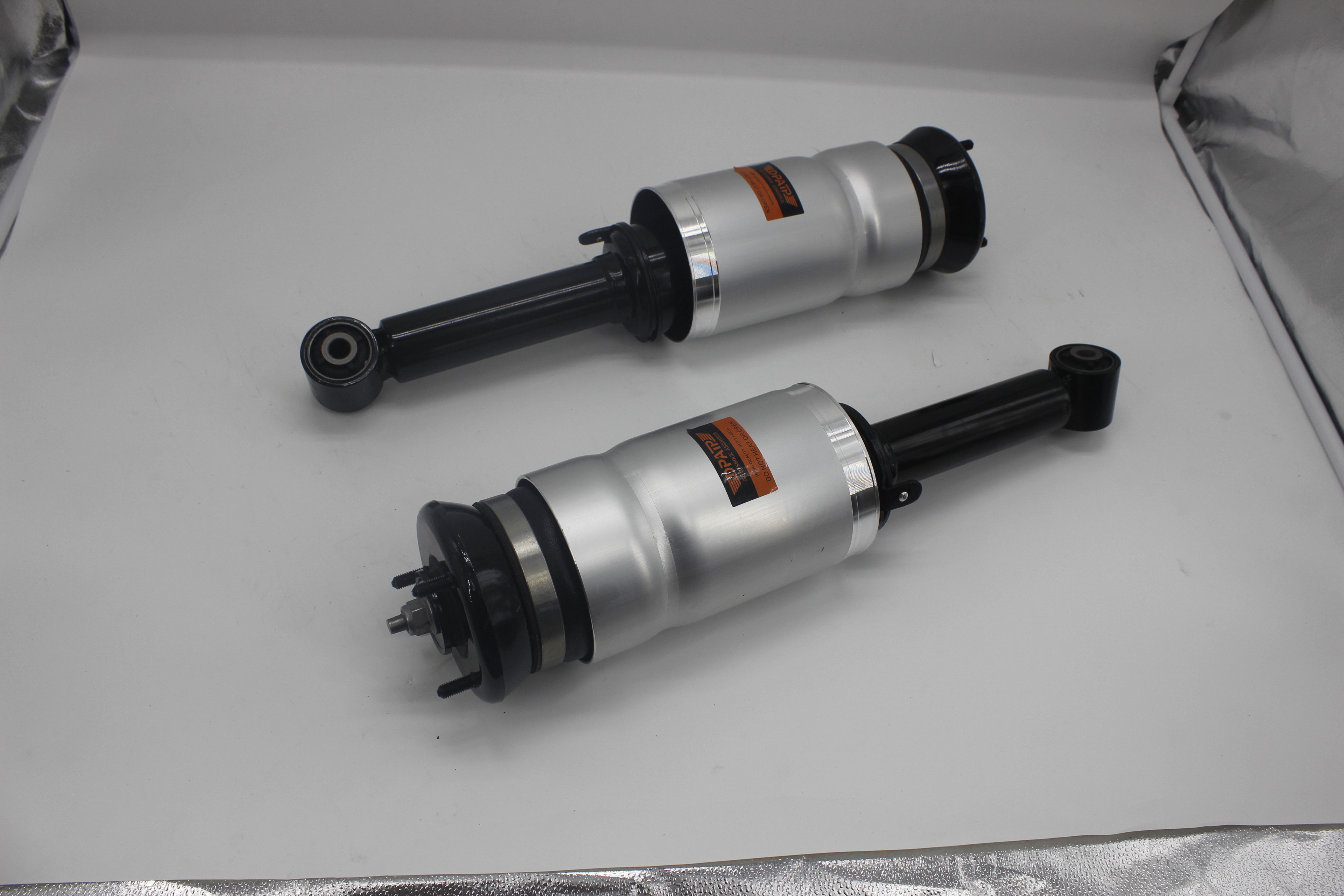 45-218644 Left Front Air Suspension Strut Air Shock Absorbers for RANGE ROVER SPORT L320