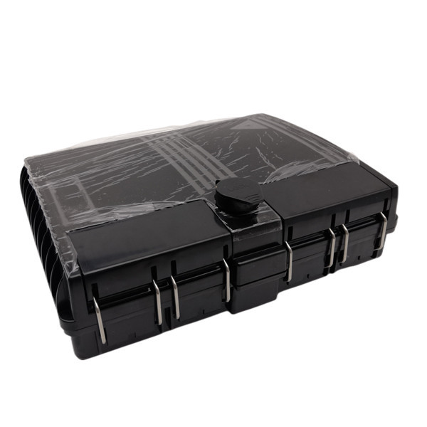 1 16 Core Outdoor Wall Mounted Fiber Optic Distribution Box with 1 8 PLC Splitter