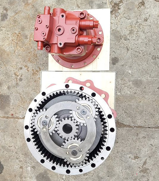 LG225 Kawasaki Excavator Swing Motor M2X146B M2X170 M2X210 M5X130 M5X160 M5X180