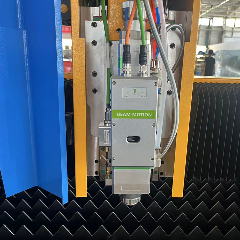 Manufacturers 1000W 1500W 2000W 3000W Ss CS CNC Metal Fiber Laser Cutting Machine For Metal Sheet