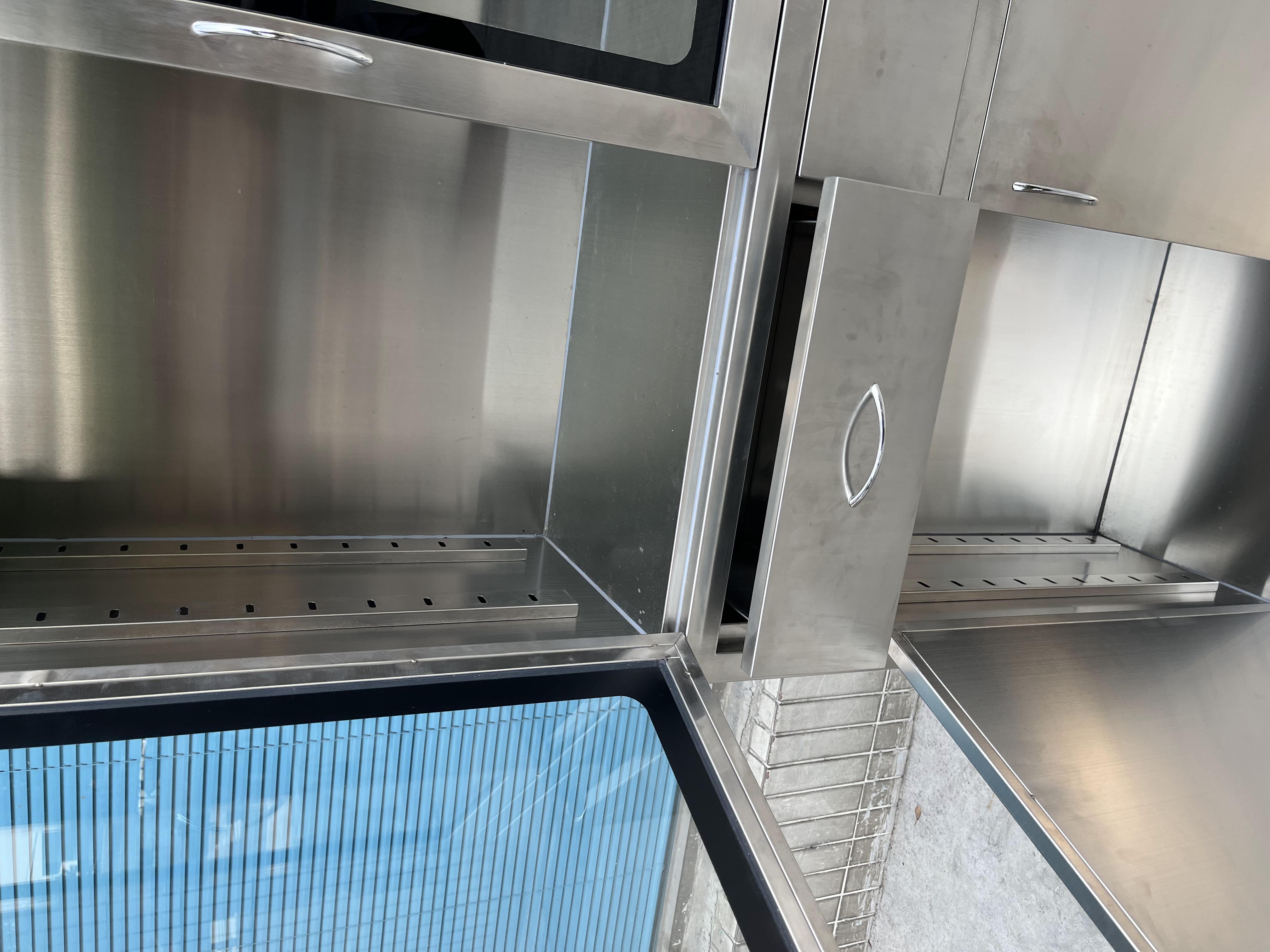 SUS304 Stainless Steel Medical Cabinet Hospital Cabinet Polished Anti Water