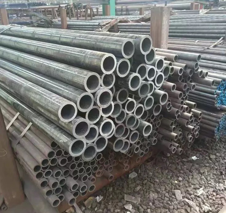 Low Carbon Steel Tubes Pipe 18CrNiMo7 20CrMnTi 25Cr2Mn 60Si2CrA 15CrMo