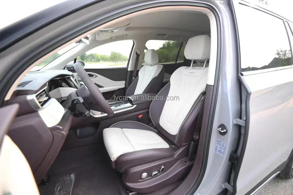 2024 HongQi HS7 Black Mid to Large-Sized SUV with Left-Hand Drive and No Roof Rack