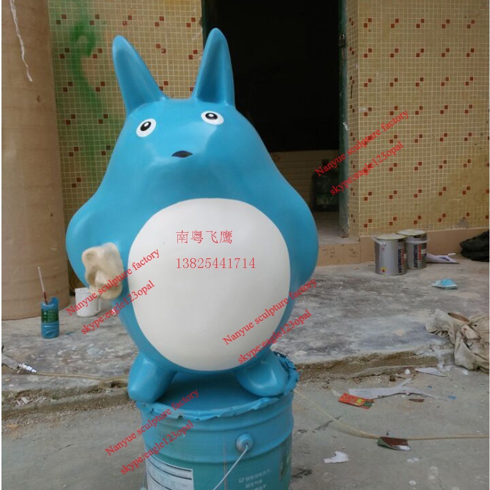 life size comic theme cartoon statue totoro character statue for garden/ plaza/ shopping mall deco
