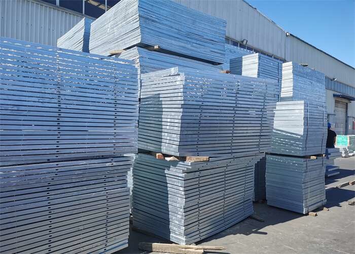Q235A Hot Dip Galvanized Steel Grating For Sewage Treatment Plant