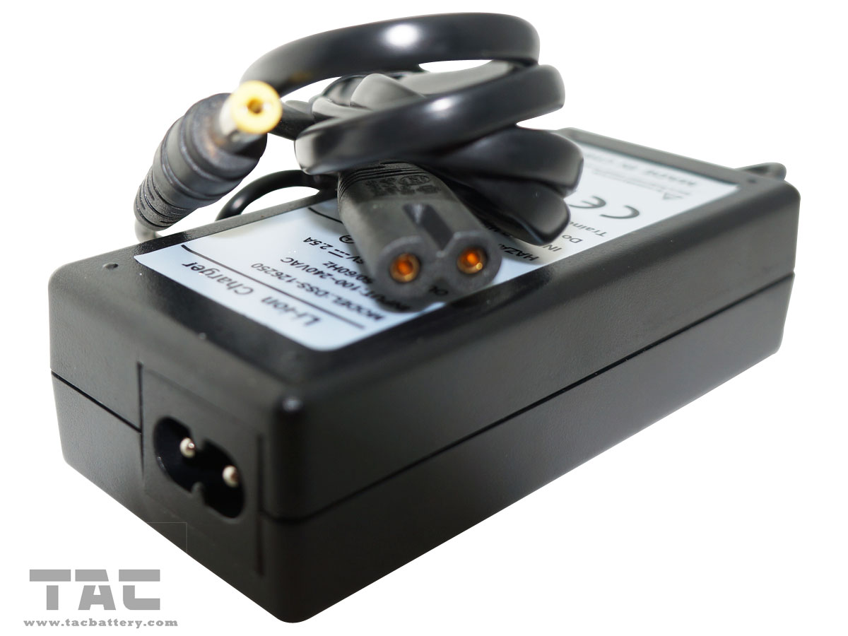 12.6V 2.5A Portable Battery Charger for 3S Li-ion Battery Pack