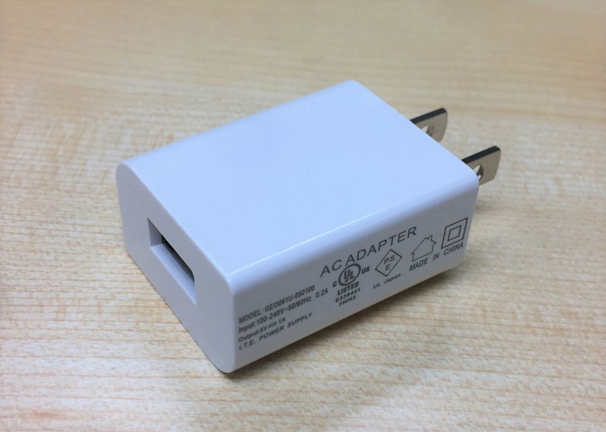 Time Saving Multi USB Travel Charger Easy Plug In With PSE / JET Certified