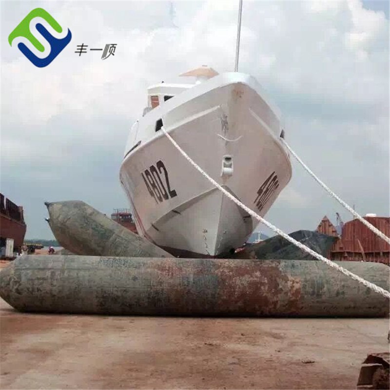 Big Carrying Capacity Inflatable Boat Lift Bags , Pneumatic Lifting Bags Black Color