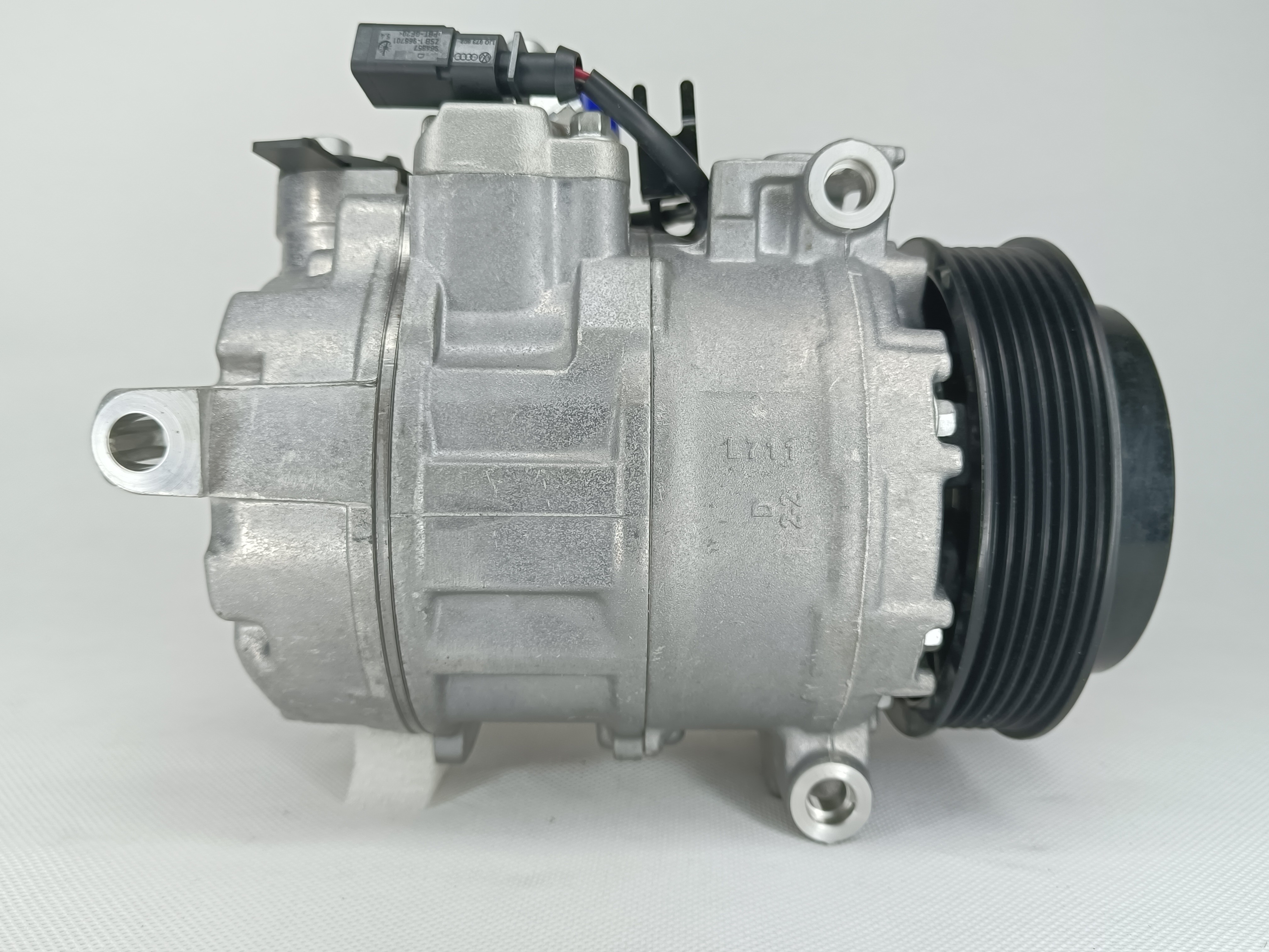 Auto Air Conditioning Compressor For Porsche Boxster 9A11260105 Porsche 911 Cayman