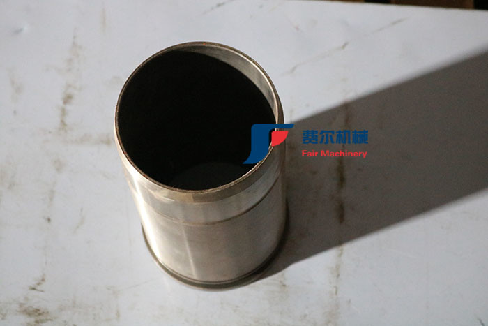 Engine Sleeve Yuchai YC6108 / YC6B125 SDLG LG933L, LG936L, FOTON LOVOL FL936F, XCMG LW300F