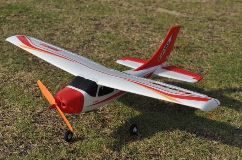 EPO Cessna Remote Radio Controlled 4ch RC Airplanes ES9901-B With EPO Brushless