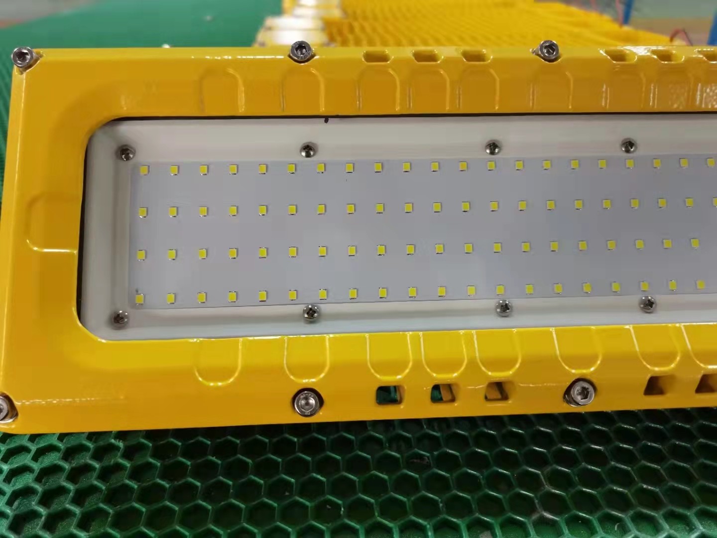 230 Vac Explosion Proof LED Lighting Aluminum ATEX 100w Linear Light Fixtures
