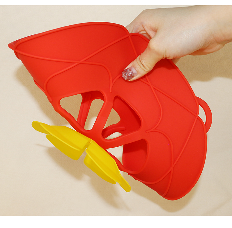 Food Grade Silicone Pan Lid Cover Reusable With Double Hangs For Cooking