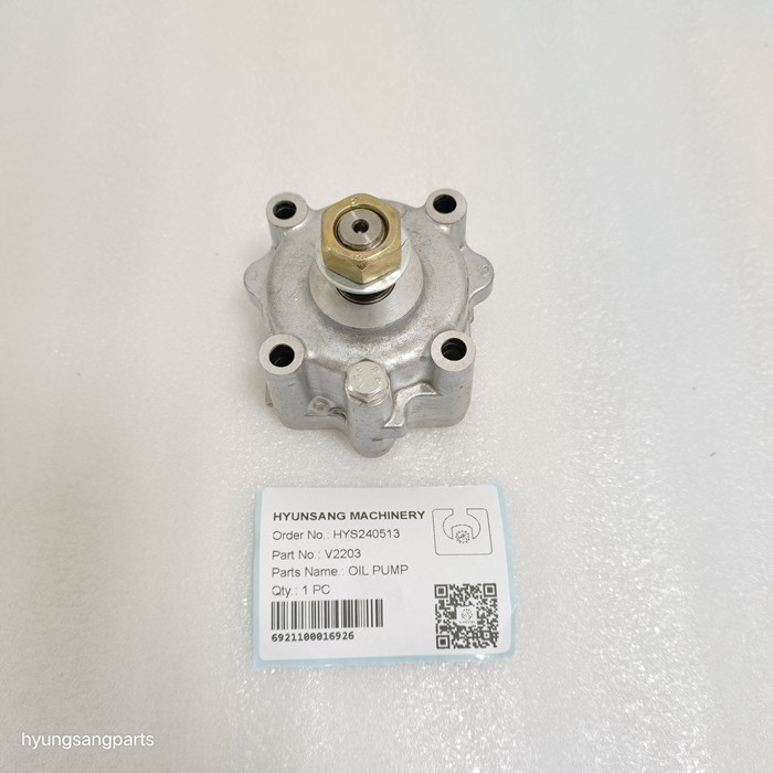 Hyunsang Engine Spare Parts Fuel Pump K15471-35013 For V2203 V2003