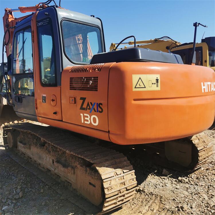 Hitachi ZX130-6 Excavator with Original Hydraulic Cylinder and 2312 Working Hours