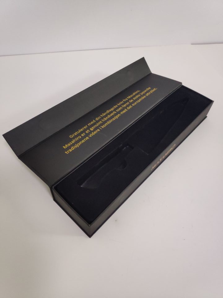 Customized cardboard logo gold folied gift folding magnetic flap box for knife with innertray