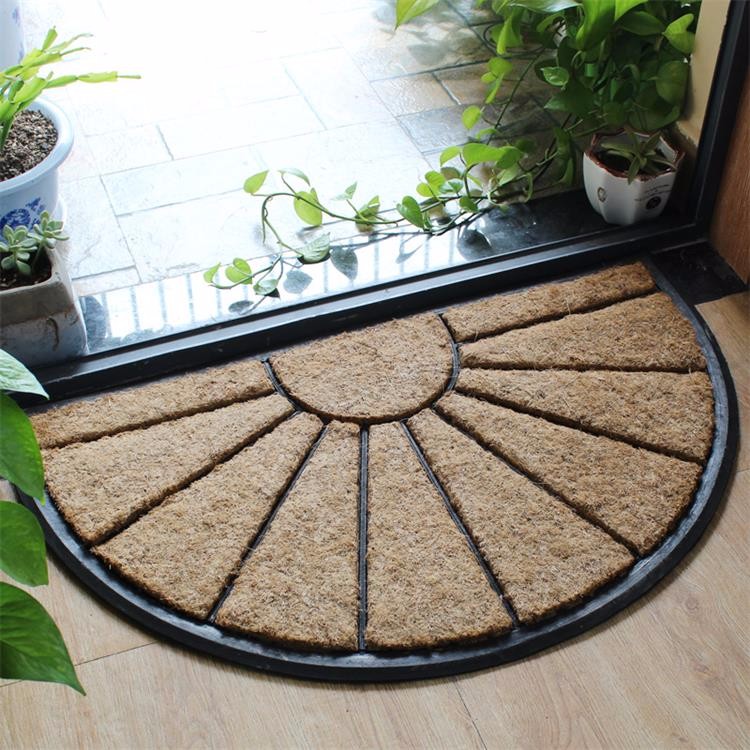 Thickness 25mm Coir Outdoor Mats Semi Circle Rubber Mold Puzzle Style