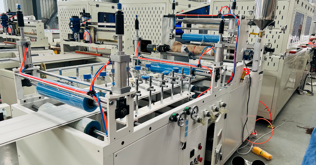 Sino-Holyson HSJZ -53/128 PVC Wall Ceiling Panel Making Machine With Double-screw Design