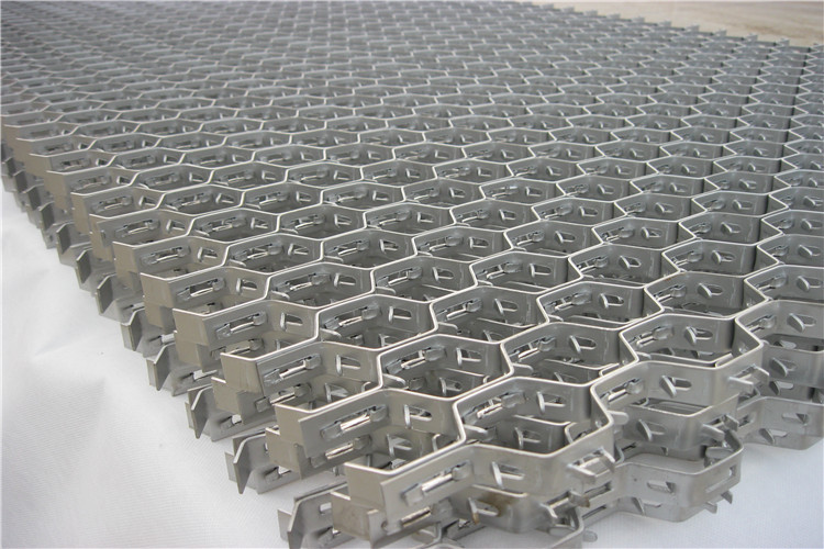 Sample Available Stainless Steel Or Low Carbon Material Hexmesh Refractory For Refractory Matter