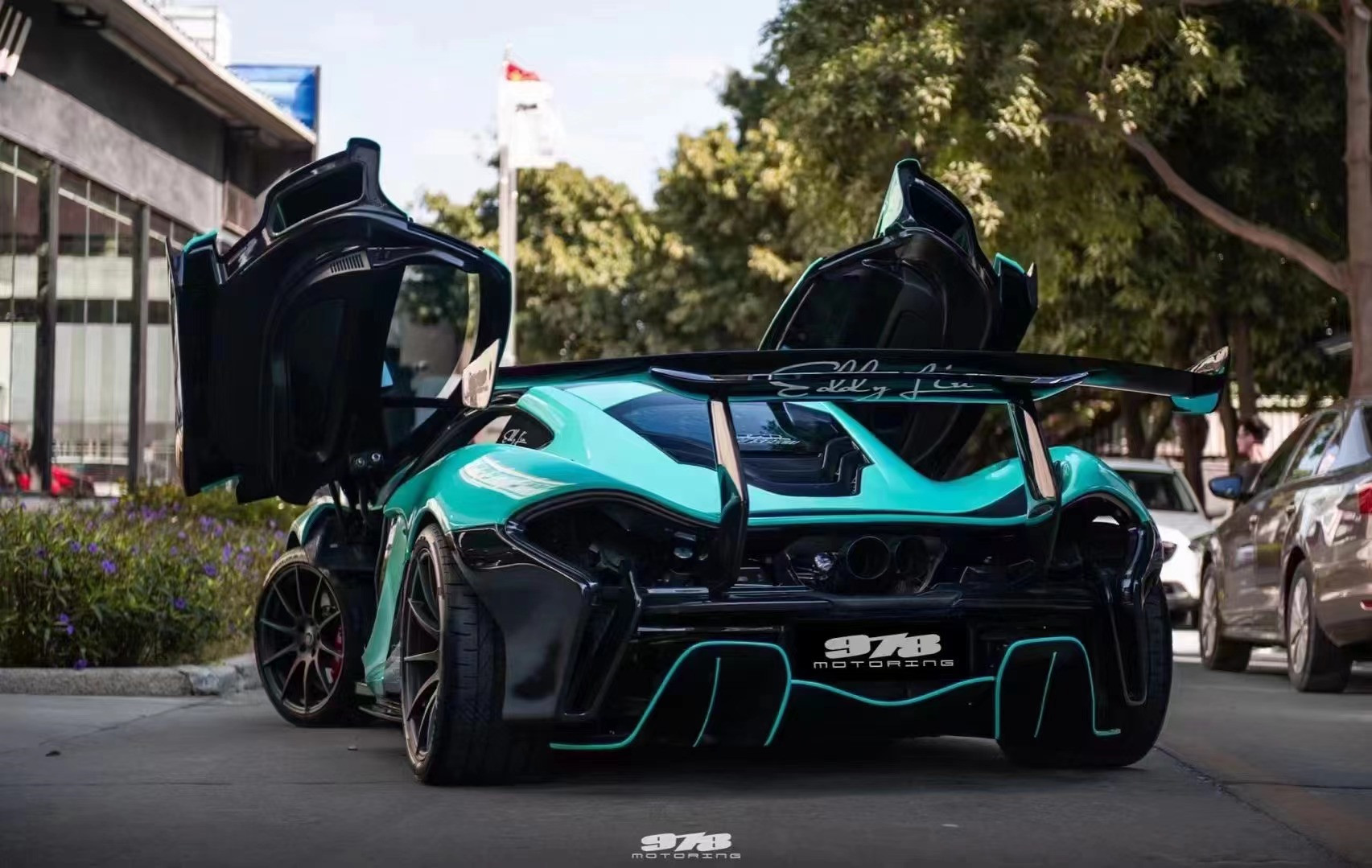 For McLaren P1 Body Kit P1 Upgraded GTR Style Front and Rear Bumper Spoilers Carbon Fiber Body Kit
