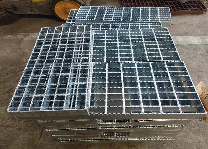 Plain Weave Welded Steel Grating 50x5mm Galvanized Building Platform